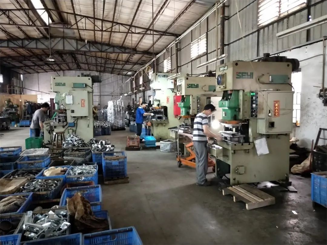 五金加工廠有機(jī)廢氣異味控制，Dejing的凈?除臭劑如何做到？