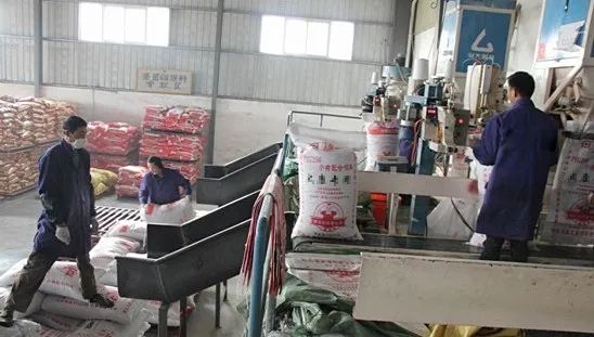 飼料廠車間腥臭味擾民，就用Dejing的凈飼料廠專用除臭劑.jpg
