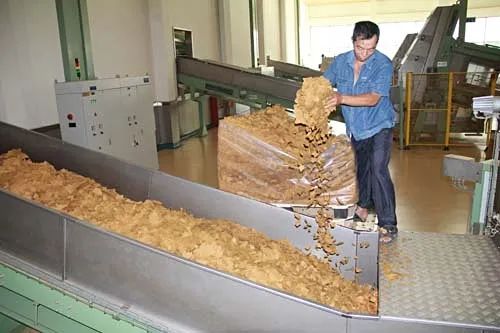 煙草加工異味廢氣危害大，快速除臭就用Dejing的凈除臭劑！.jpg