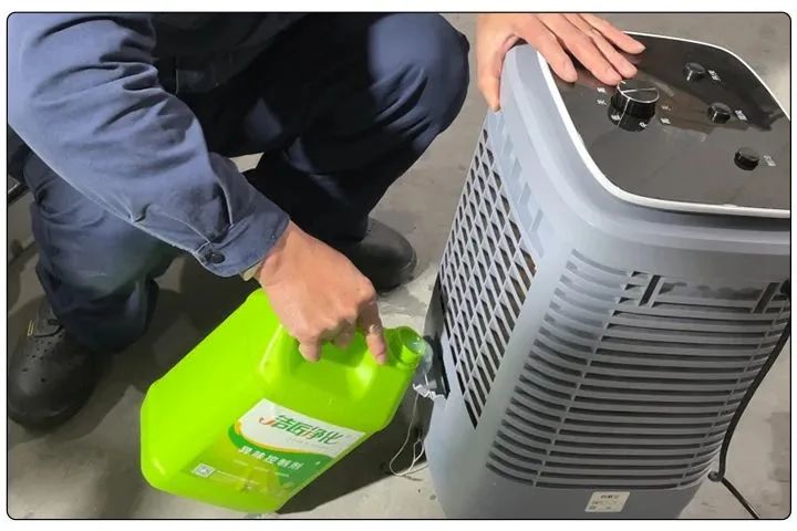 橡膠配件加工廠氣味難聞，傷害人體；廢氣除臭用Dejing的凈?！.jpg